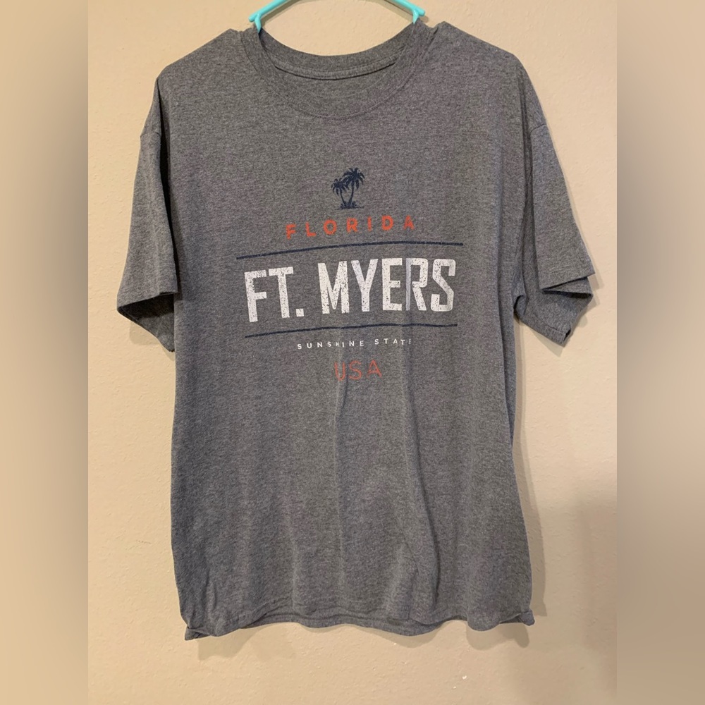 Tee shirt
